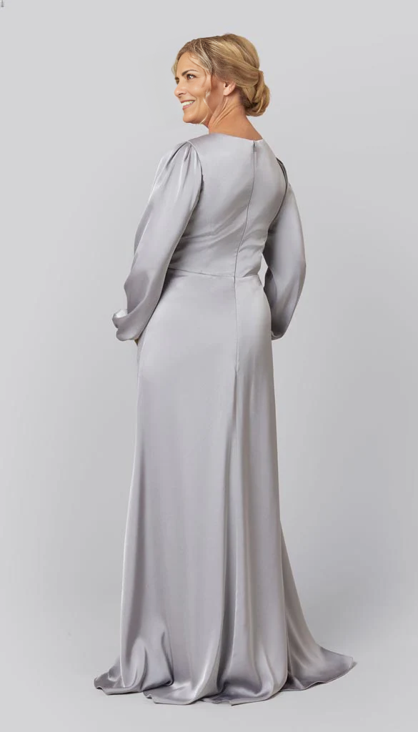 Long Sleeves V-Neck Mother of the Bride Dresse