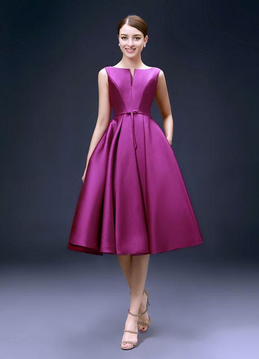 Backless Cocktail Dress Bateau Satin Mother Of The Bride Dress A Line Pleated Knee Length Wedding Guest Dresses