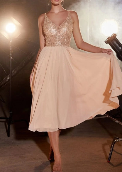 Sequins/Sparkling V-Neck Tea length Party Dress