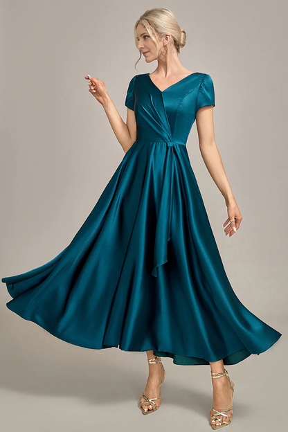 Peacock Green Satin V-neck A-line Pleated Mother of the Bride Dress Formal Dress