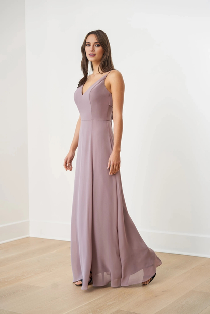 V-neck slim shoulder strap sleeveless back bow and floor length evening gown