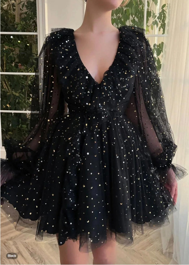 A-line V Neck Long Sleeve Short/Mini Tulle Homecoming Dress with Sequins