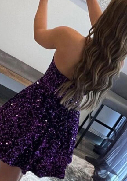 A-line Sweetheart Sleeveless Sequins Homecoming Dress with Pockets