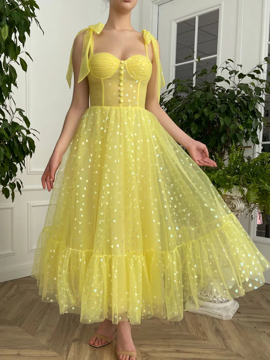 Cute A-Line Yellow Sweetheart Tulle Short Prom Dress Yellow Homecoming Dress