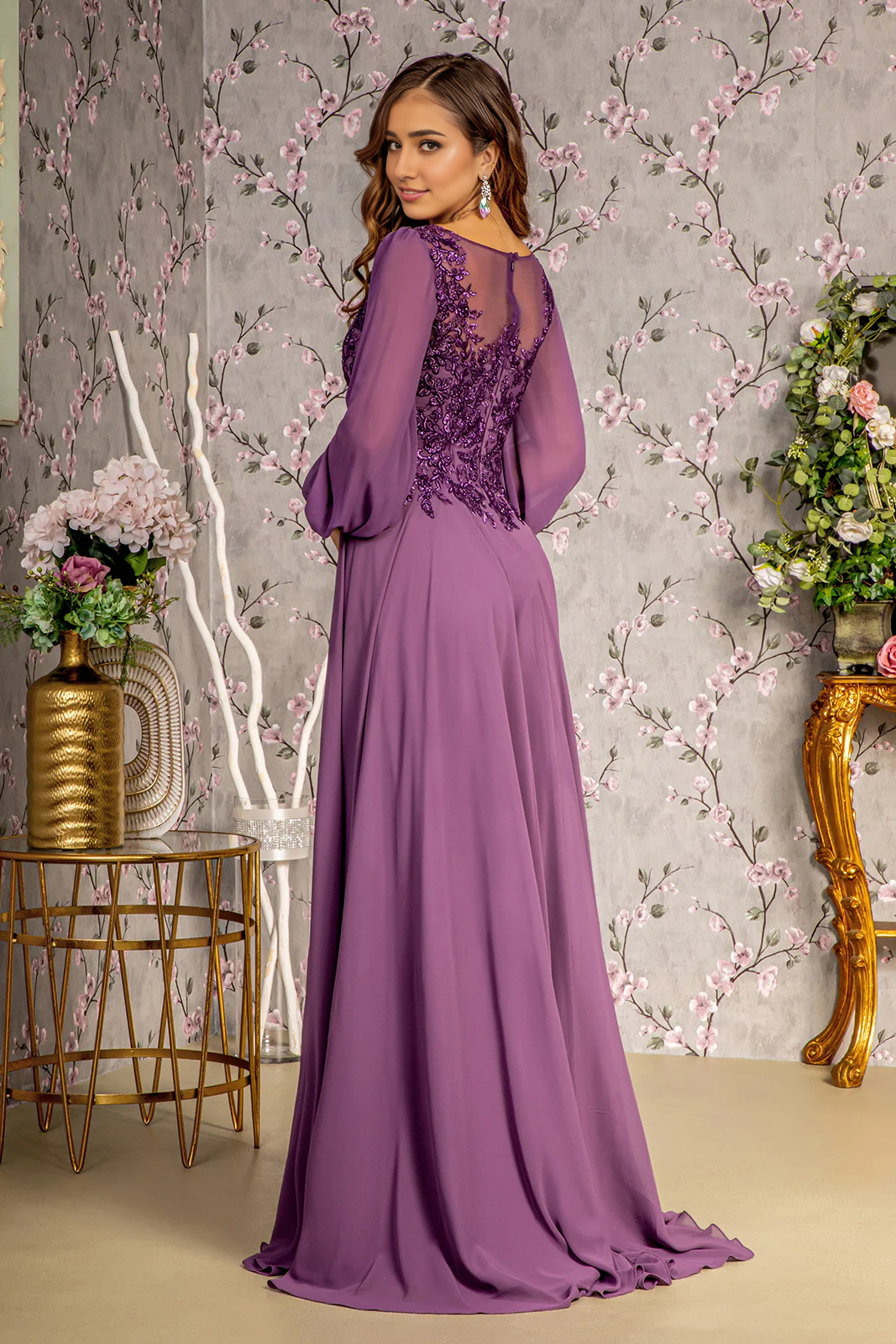 Embroidered Long Sleeve A-line Chiffon Mother of the Bride Dresse