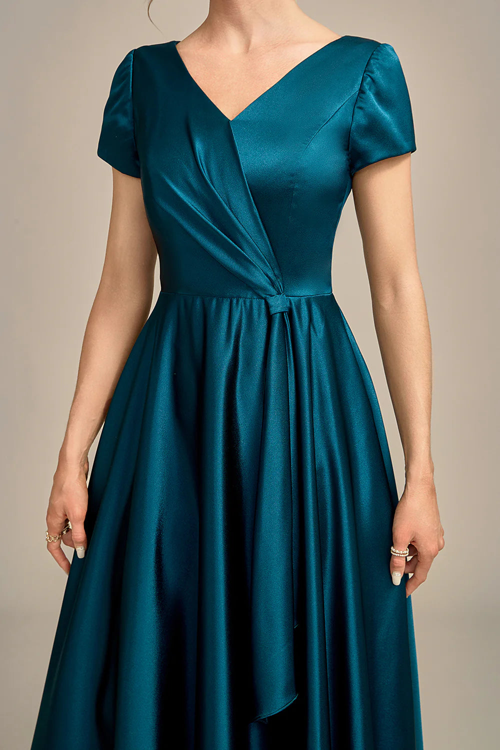 Peacock Green Satin V-neck A-line Pleated Mother of the Bride Dress Formal Dress