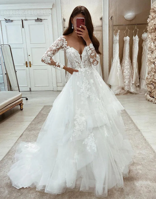 A-Line Tulle Sweetheart Wedding Dress With Appliques