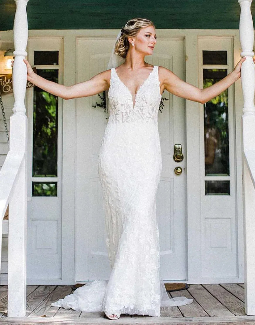 Mermaid Sexy V Neck Backless Wedding Dress