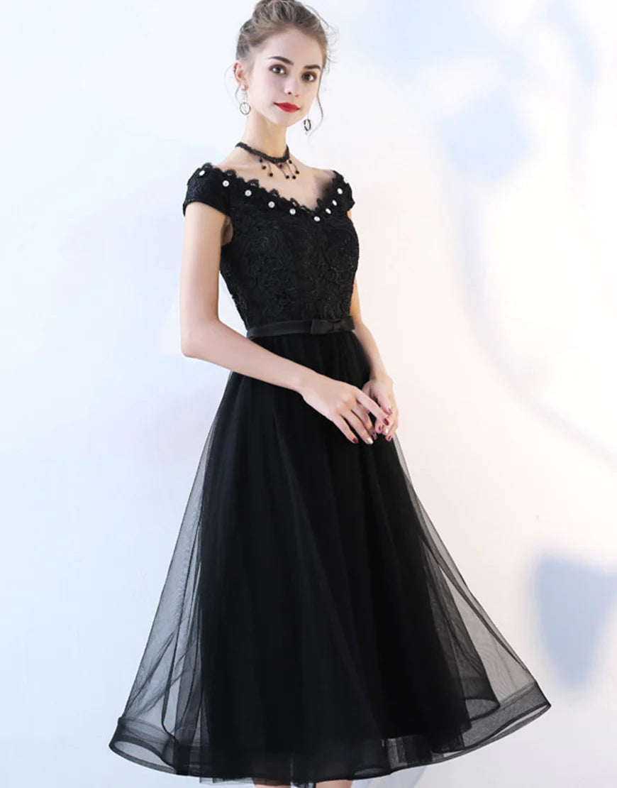 A-Line V-Neck Prom Dress with Appliques