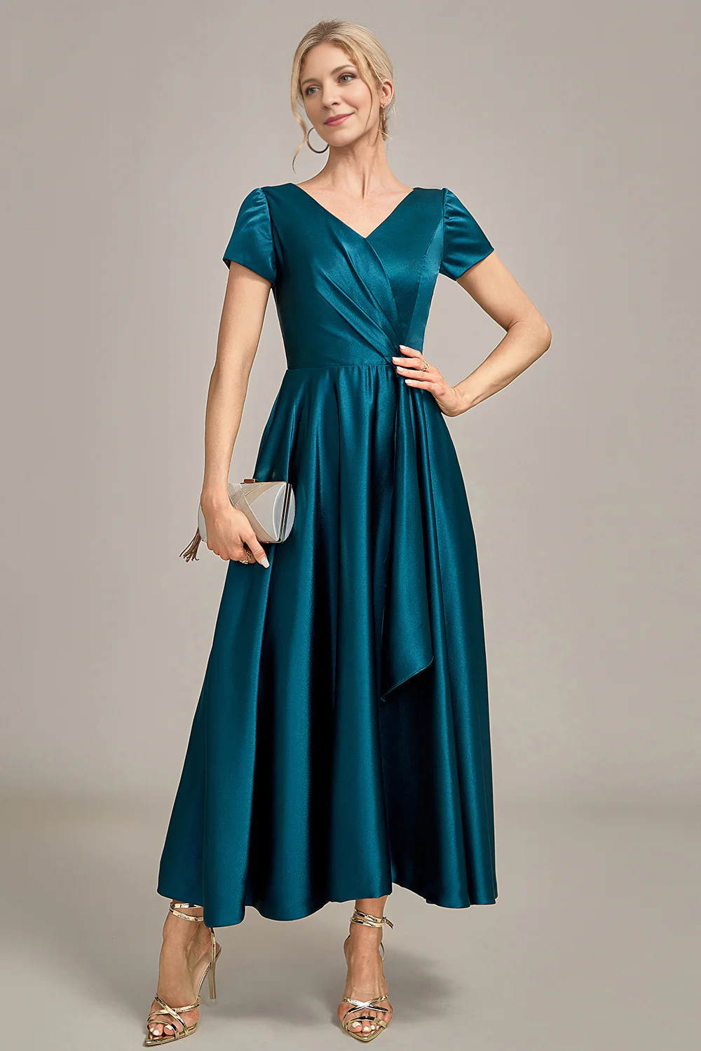 Peacock Green Satin V-neck A-line Pleated Mother of the Bride Dress Formal Dress