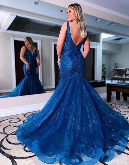 Gorgeous Navy Blue V-Neck Long Prom Dress With Beading