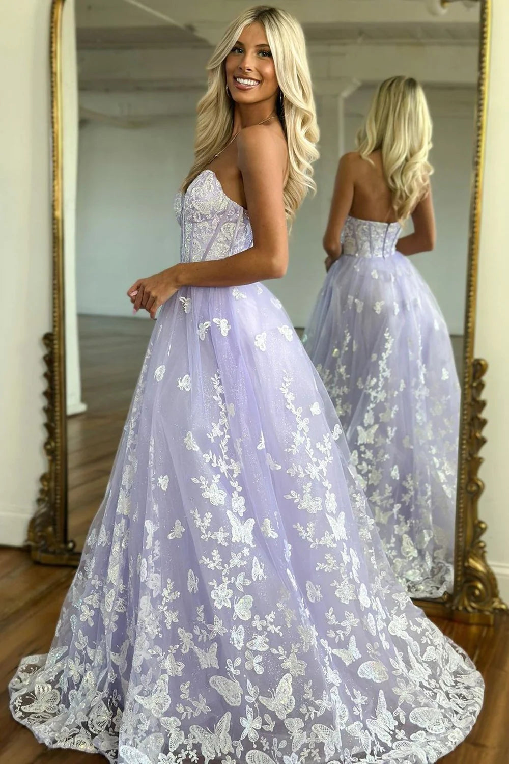 Lilac A-Line Sweetheart Zipper Back Long Tulle Prom Dress With Appliques