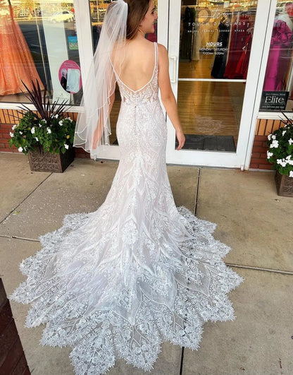 Mermaid V-Neck Court Train Lace Wedding Dress With Appliques