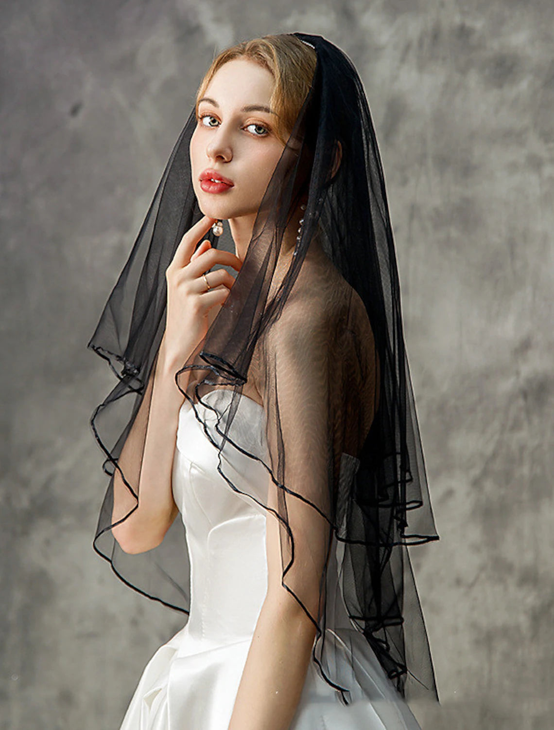 Two-tier Stylish / Classic & Timeless Wedding Veil