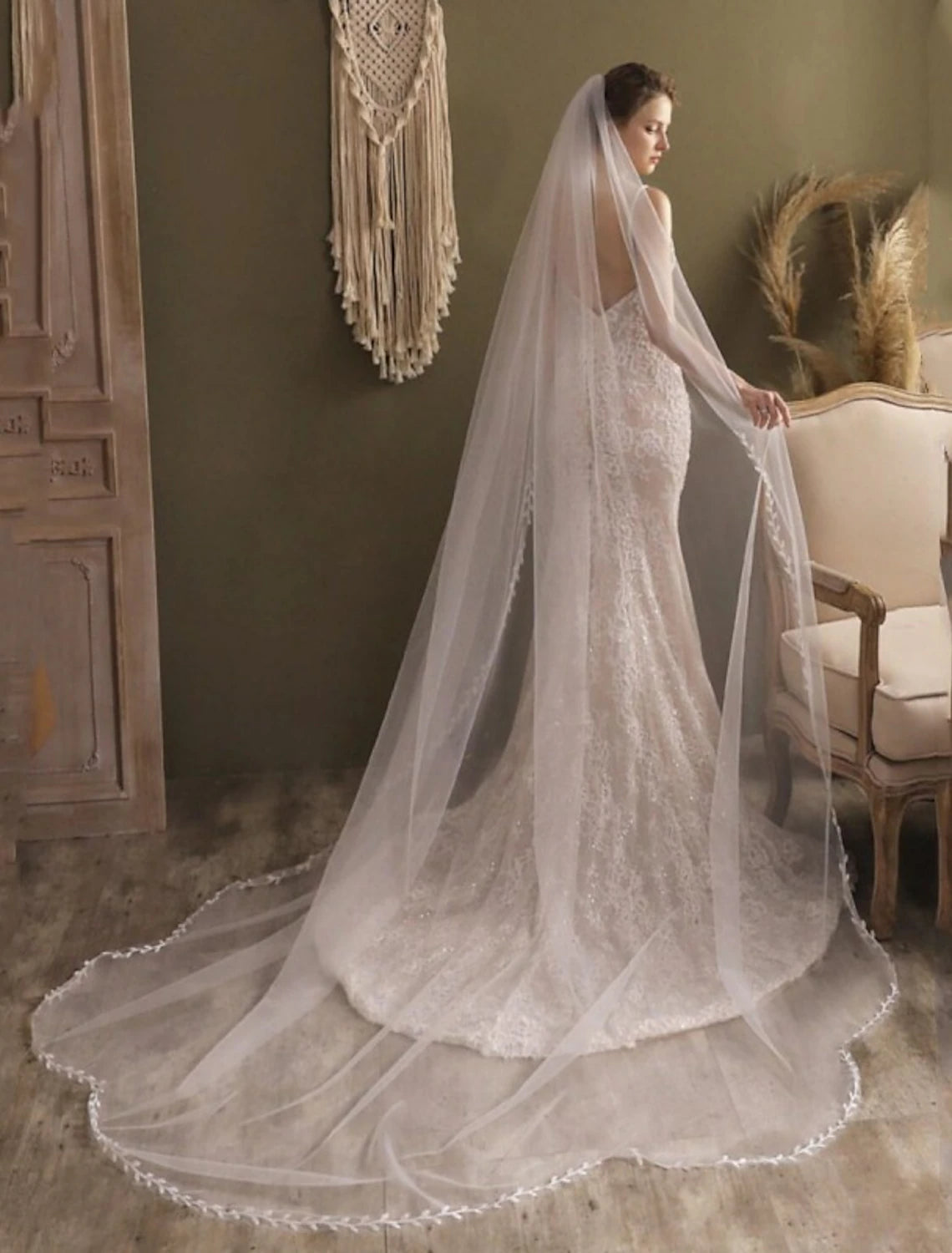 One-tier Pearls / Classic & Timeless / Elegant & Luxurious Wedding Veil