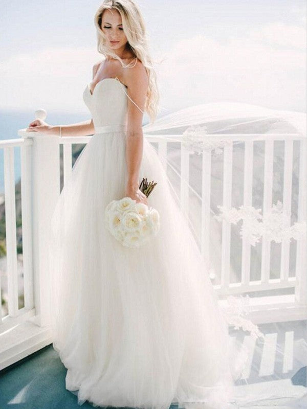 Ball Gown Sweetheart Sweep/Brush Train Sleeveless Tulle Wedding Dresses