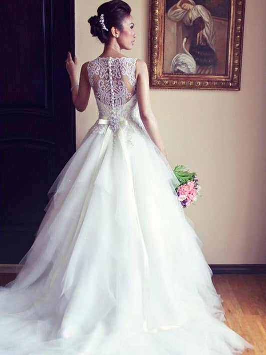 A-Line/Princess Sleeveless Scoop Chapel Train Sash/Ribbon/Belt Beading Applique Lace Tulle Wedding Dresses