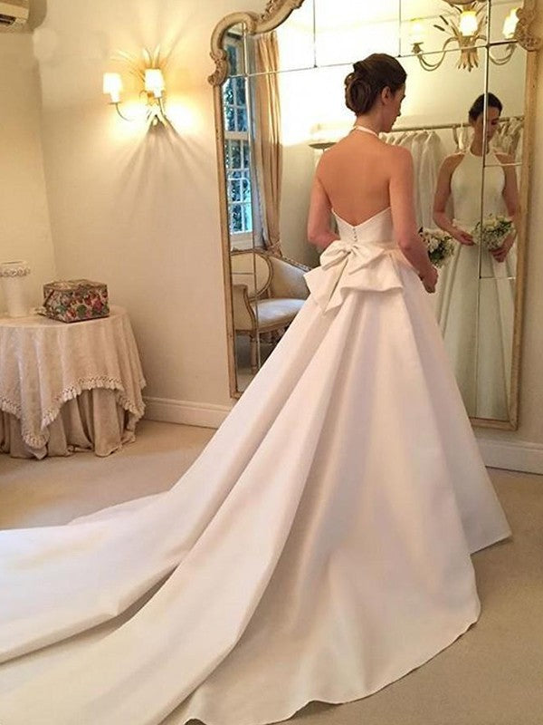 A-Line/Princess Satin Bowknot Halter Sleeveless Court Train Wedding Dresses