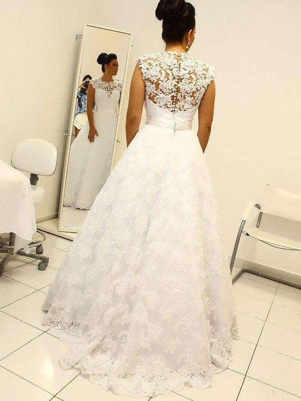 Ball Gown Scoop Lace Sleeveless Floor-Length Wedding Dresses