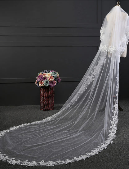 Two-tier Lace Wedding Veil Cathedral Veils with Appliques 118.11 in (300cm) Tulle