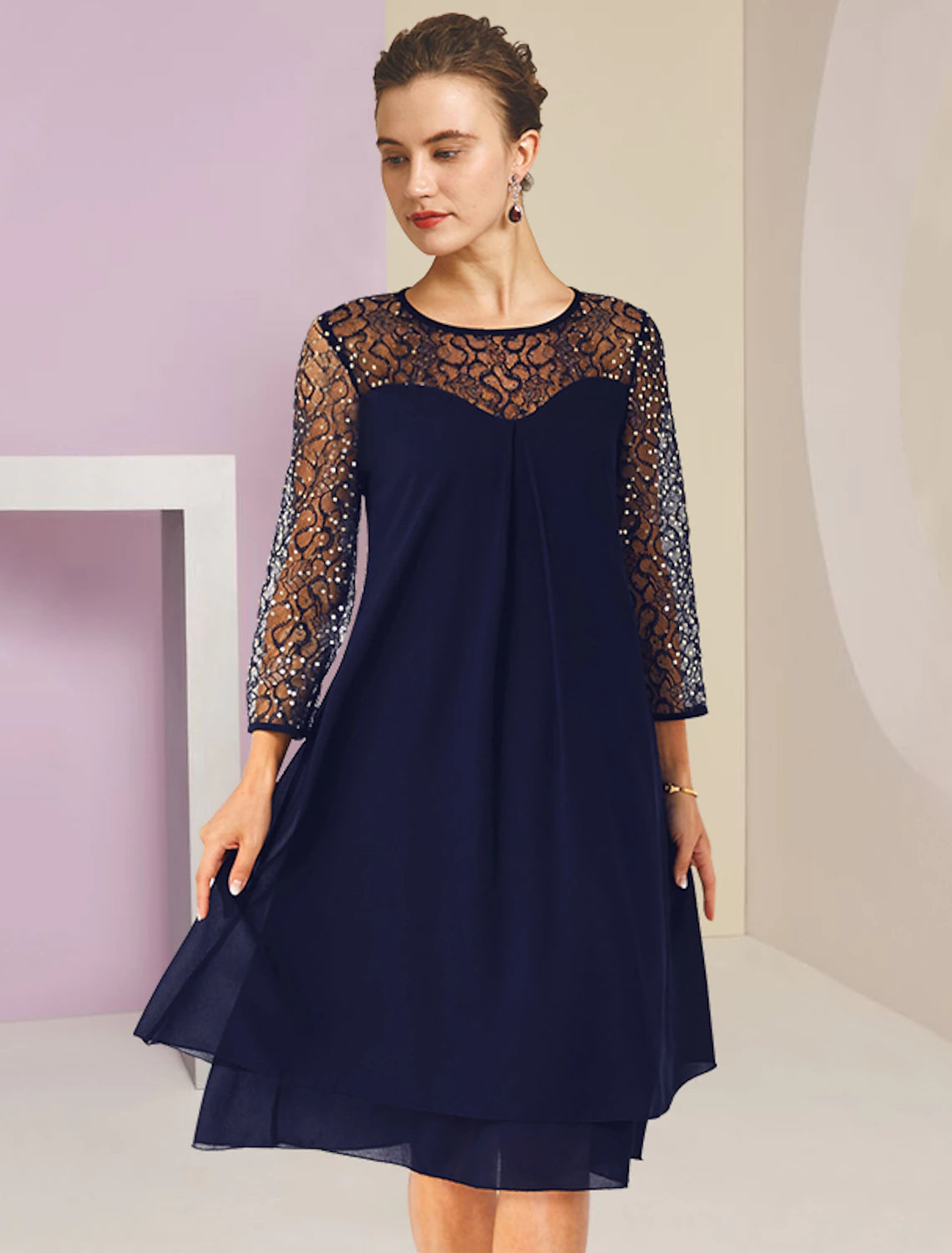 A-Line Mother of the Bride Dress Formal Wedding Guest Elegant Scoop Neck Knee Length Lace 3/4 Length Sleeve with Sequin