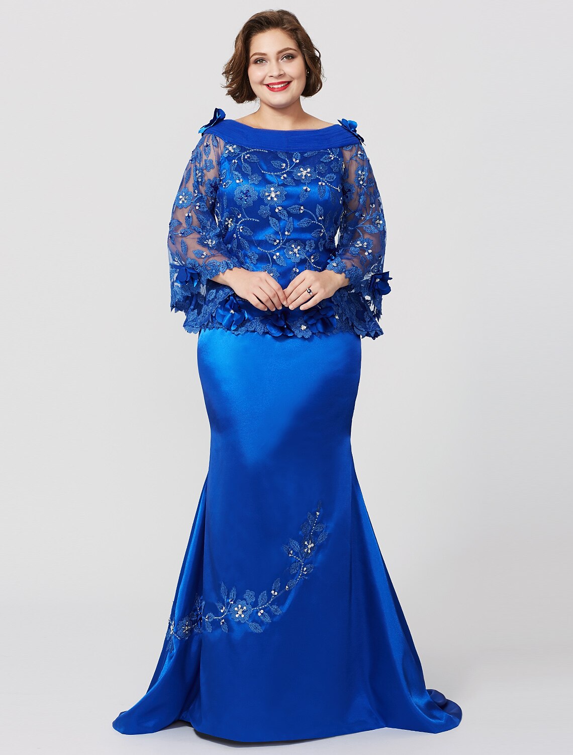 Mermaid / Trumpet Mother of the Bride Dress Formal Plus Size Elegant Bateau Neck Sweep / Brush Train Lace Over Charmeuse Long Sleeve No with Pleats Ruffles