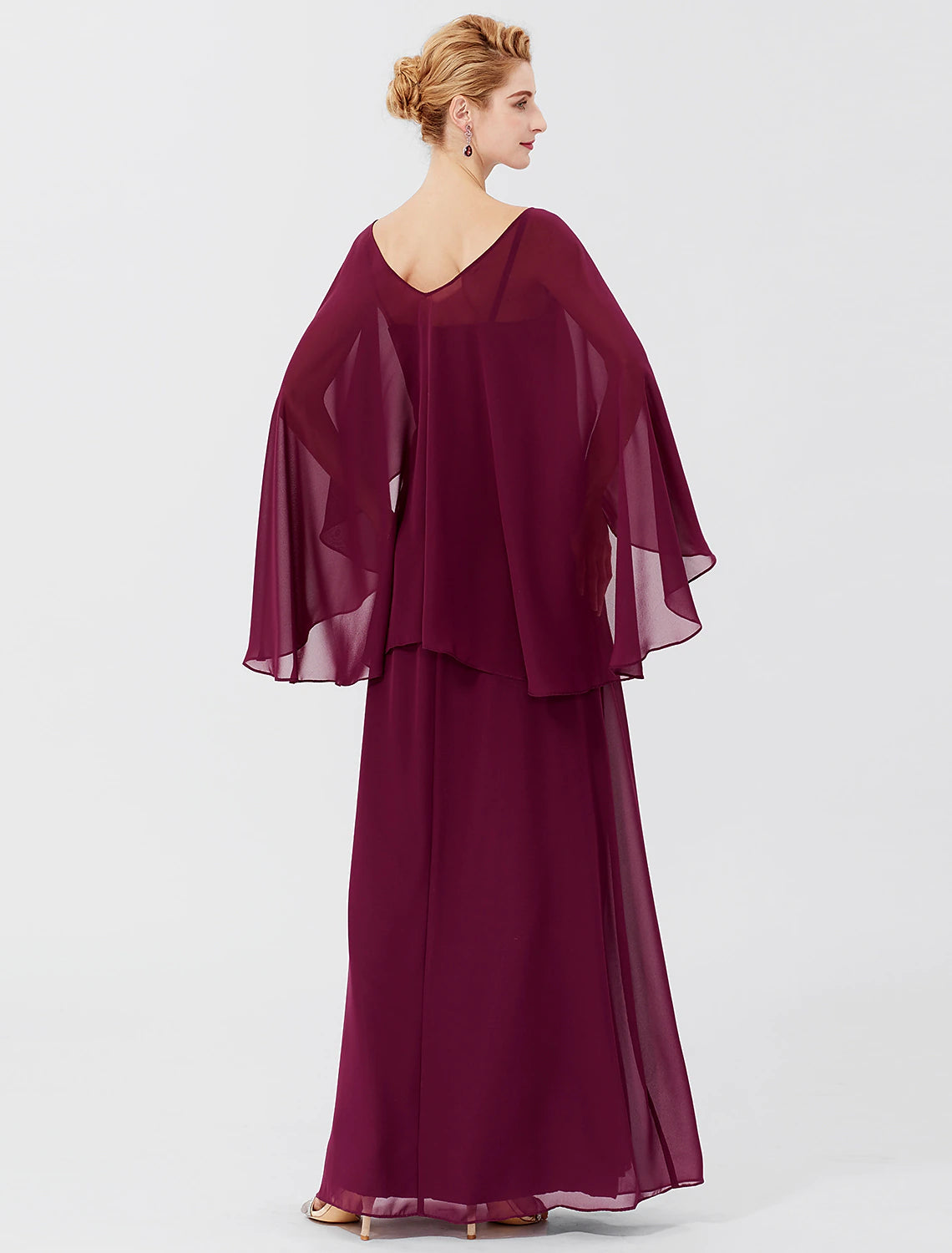 Sheath / Column Mother of the Bride Dress Formal Classic & Timeless Elegant & Luxurious Elegant V Neck Floor Length Chiffon Long Sleeve with Pleats Beading