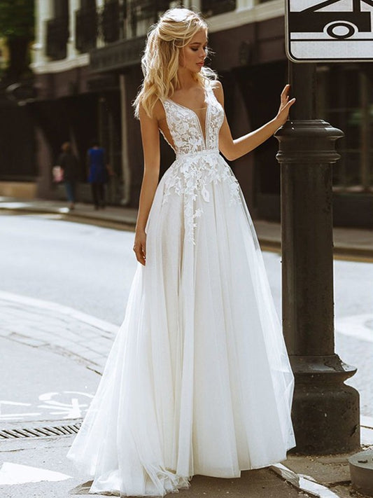 A-Line/Princess Tulle Lace V-neck Sleeveless Sweep/Brush Train Wedding Dresses