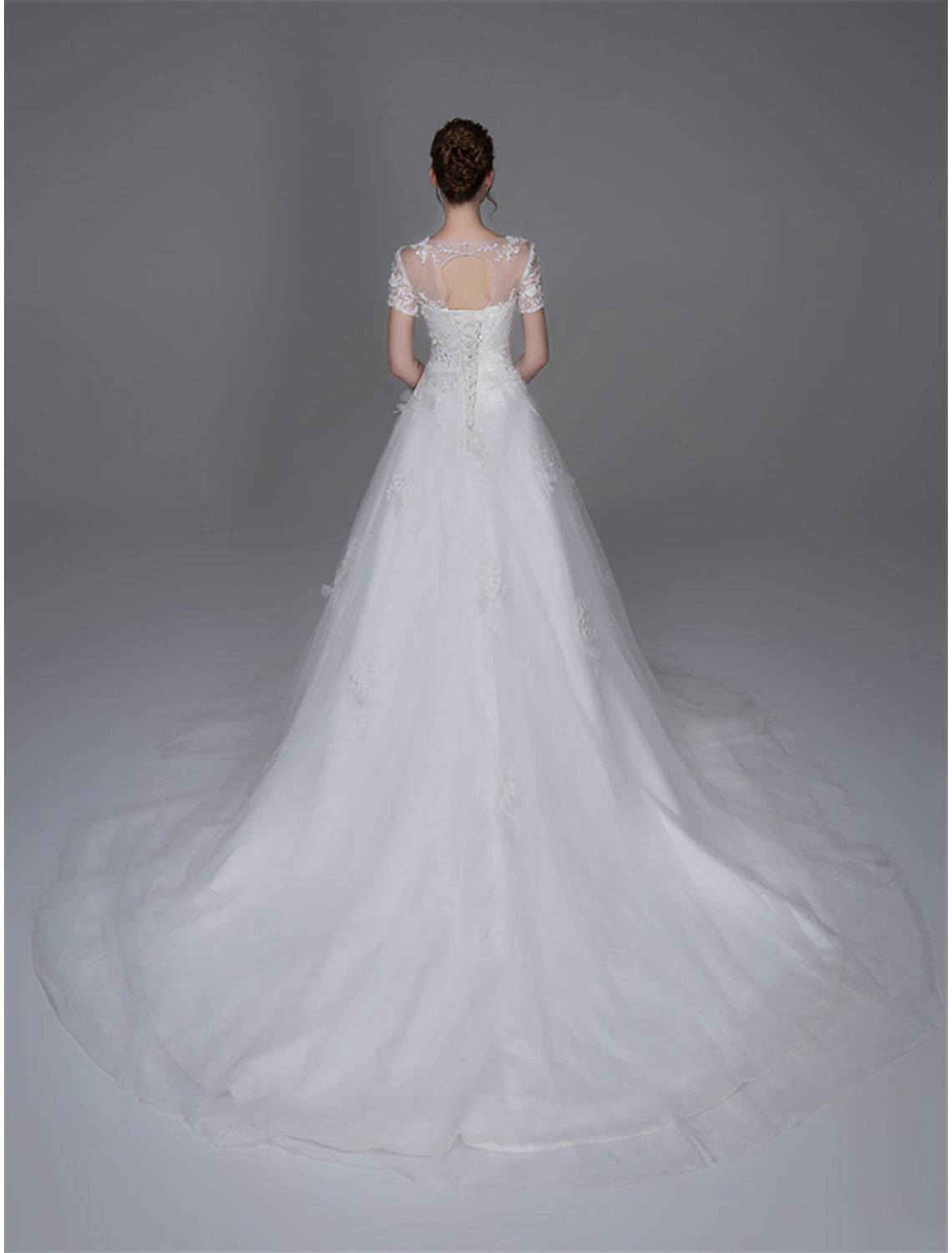 Wedding Dresses A-Line Illusion Neck Short Sleeve Cathedral Train Tulle Bridal Gowns With Pearl Beading